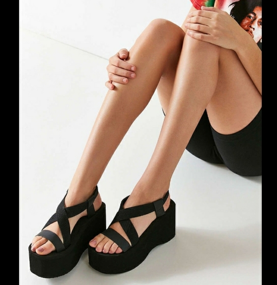 ROCKET DOG WOMEN'S BAYER PLATFORM WEDGE SANDALS - Picture 3 of 7